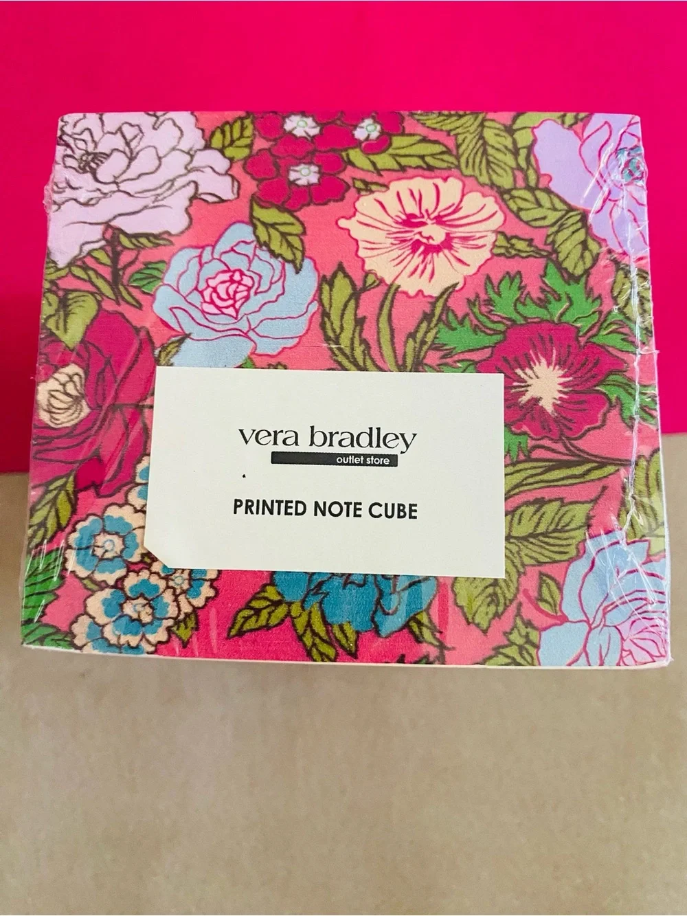 Vera Bradley Printed Note Cube NWT Vibrant Gardenia. 550 sheets